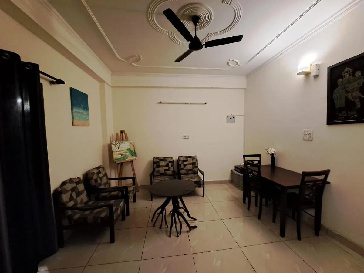 Guest house Private Room With Sky Garden In Green Bacchus By Walias Gurgaon